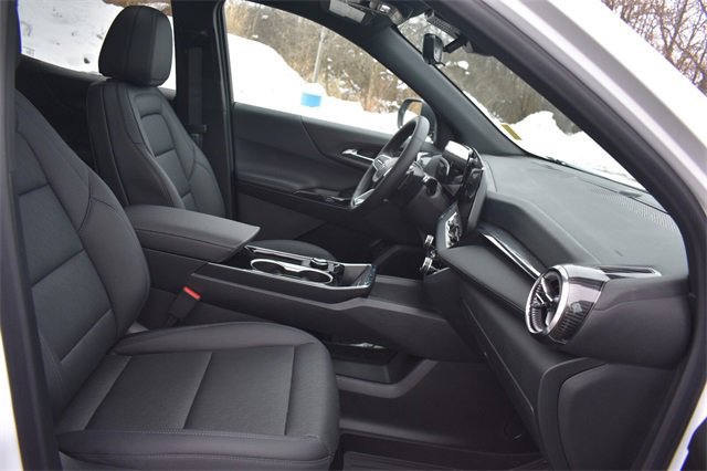 New 2026 Chevrolet Equinox LT w/ Convenience Package II image 13