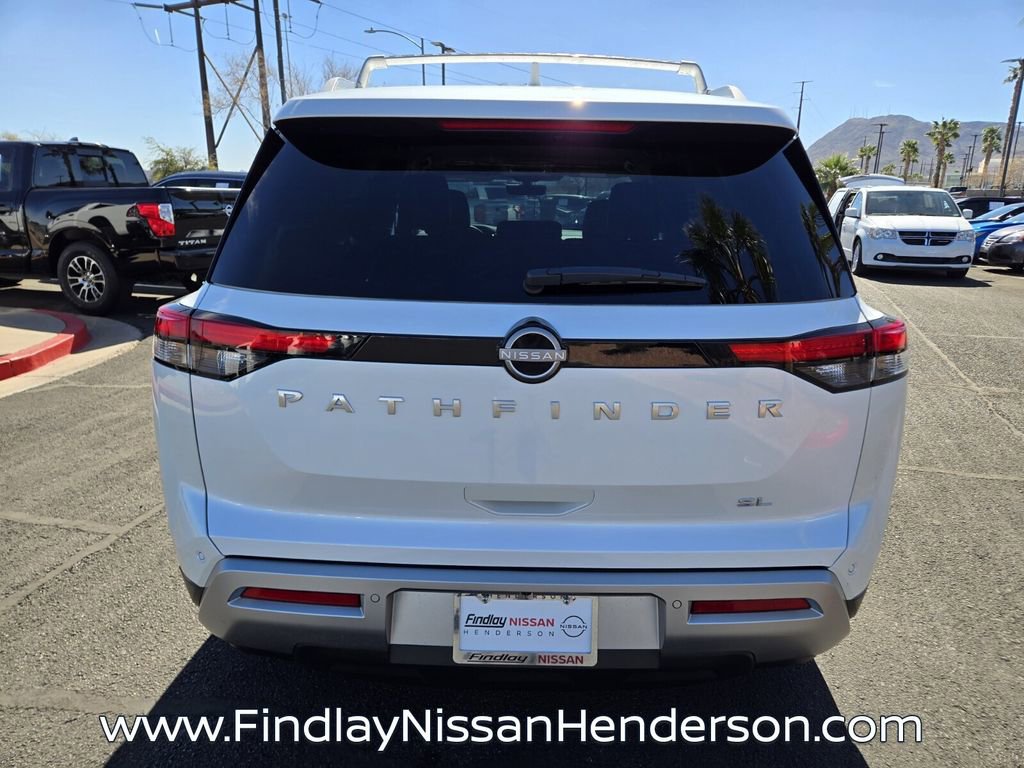 Used 2025 Nissan Pathfinder SL image 5