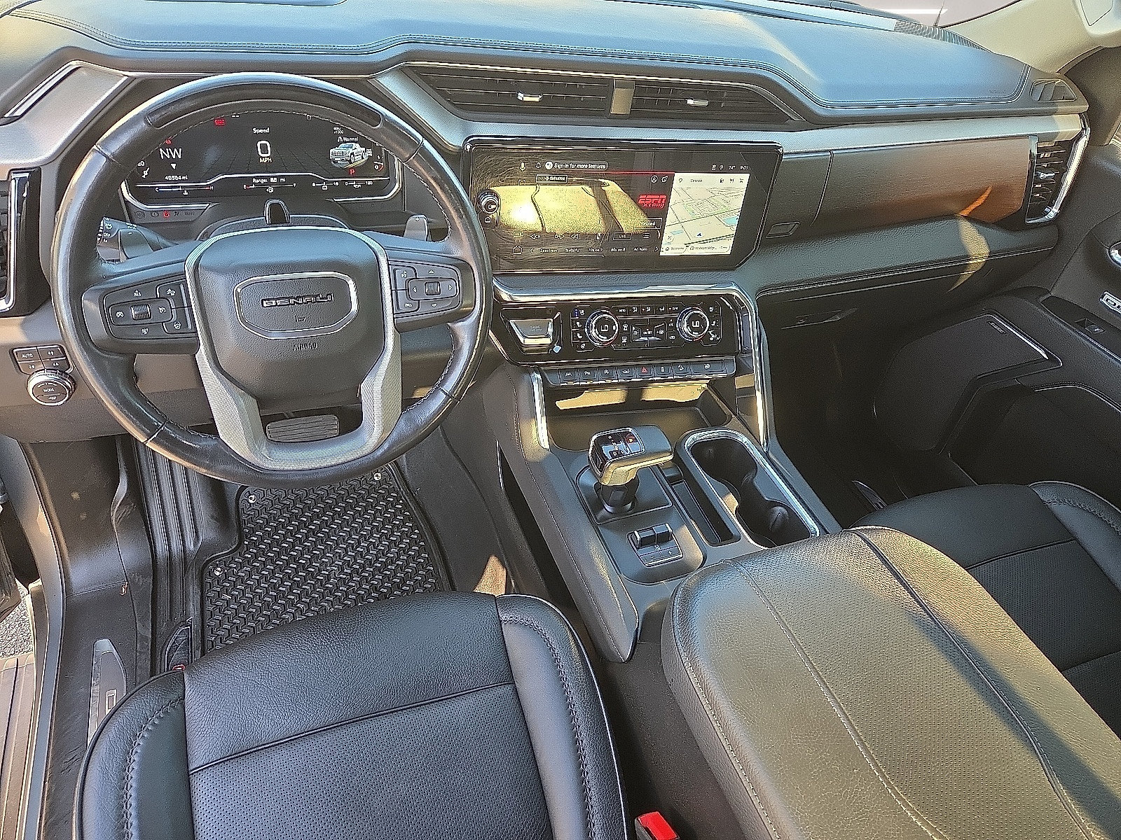 Used 2023 GMC Sierra 1500 Denali AWD/4WD image 6