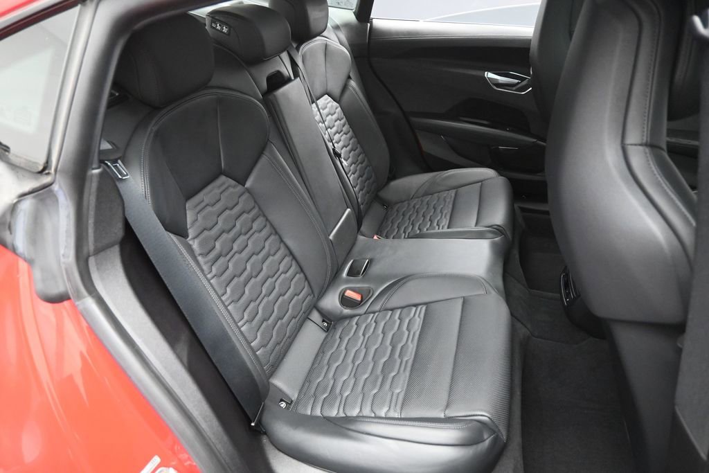 Used 2022 Audi e-tron GT Prestige w/ Prestige Package AWD/4WD image 32
