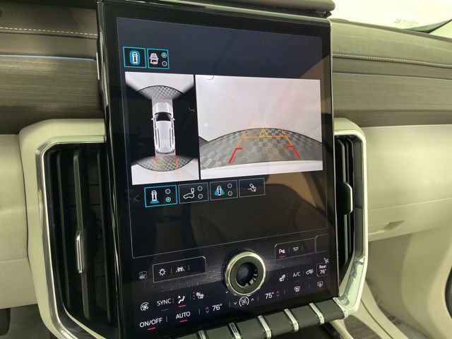 Used 2025 GMC Acadia Denali w/ Super Cruise Package image 26