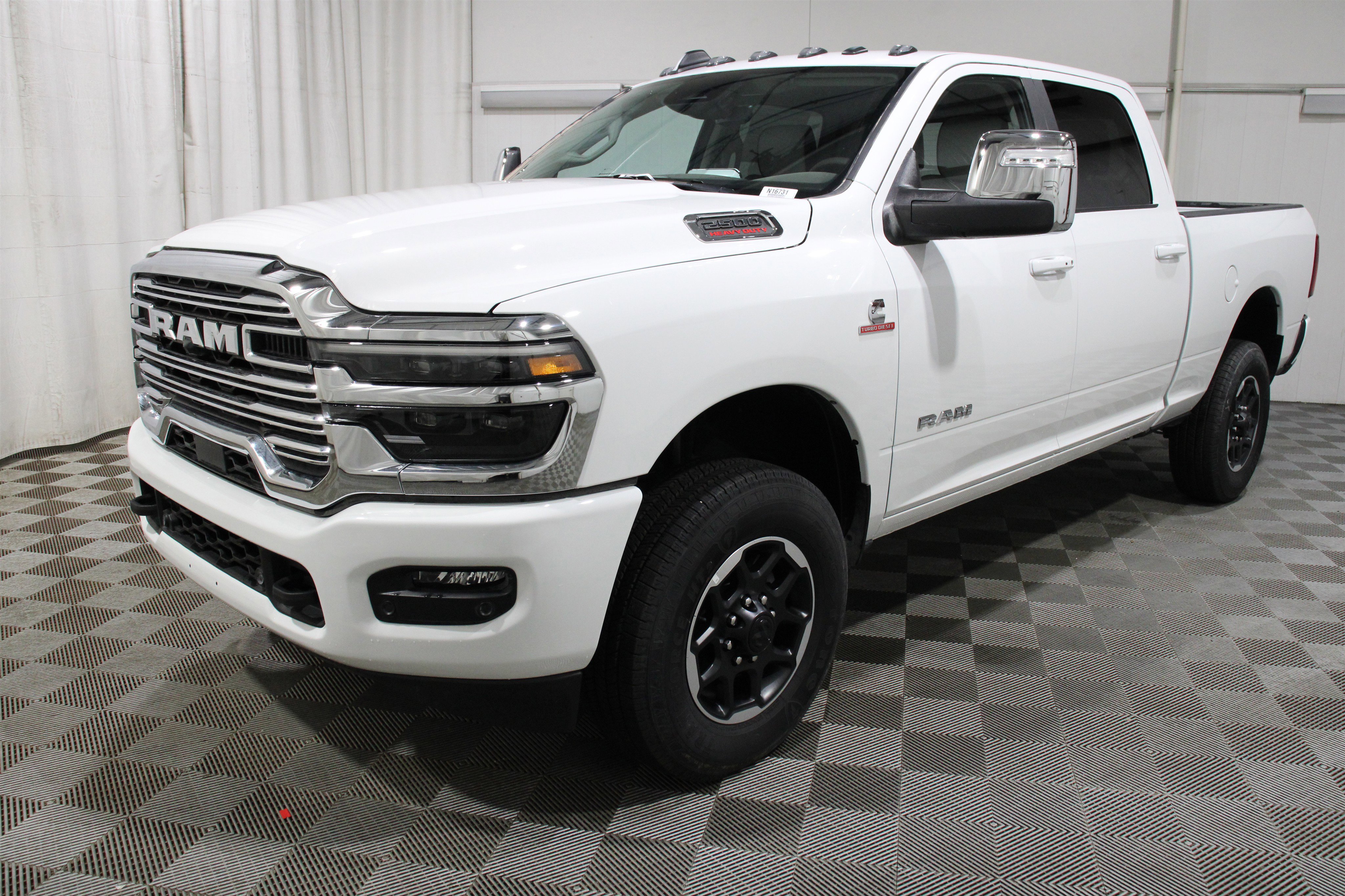 New 2025 RAM 2500 Laramie image 40