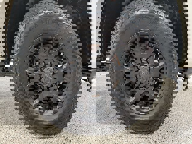 Used 2019 RAM 3500 Laramie image 13