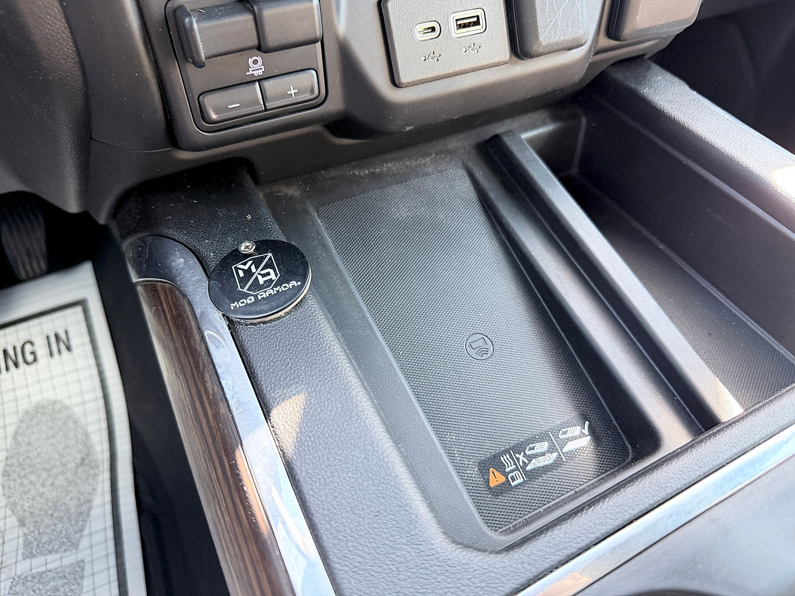 Used 2022 Chevrolet Silverado 2500 High Country w/ Technology Package AWD/4WD image 29