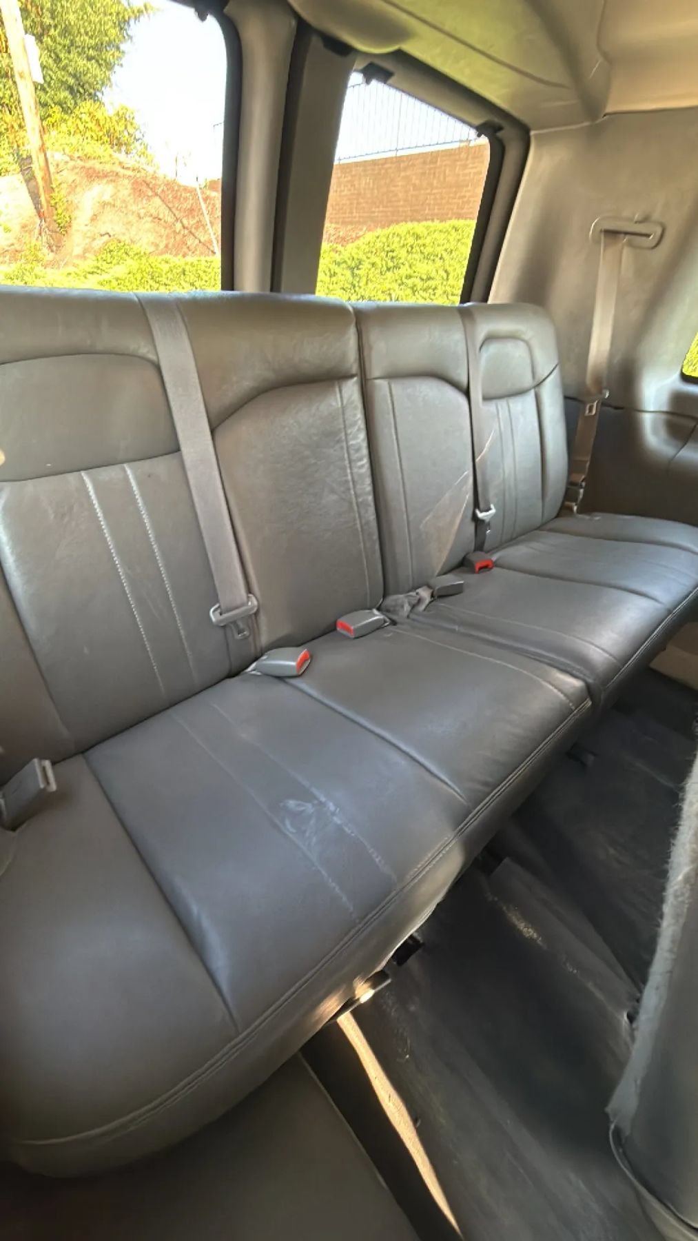 Used 2017 Chevrolet Express 3500 LS RWD image 31