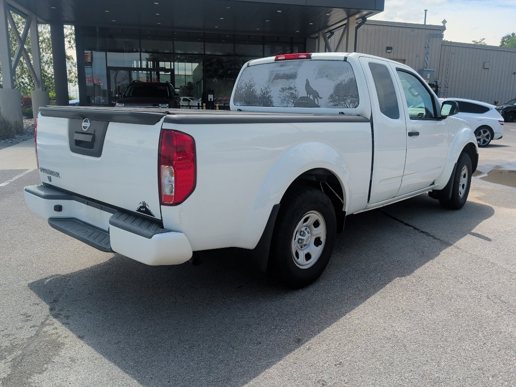 Used 2018 Nissan Frontier S w/ Work Truck Package RWD image 4