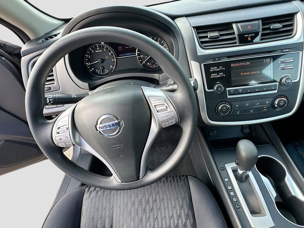 Used 2017 Nissan Altima 2.5 S w/ Power Driver Seat Package FWD image 11
