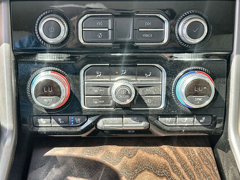 Certified 2022 GMC Yukon XL Denali image 34