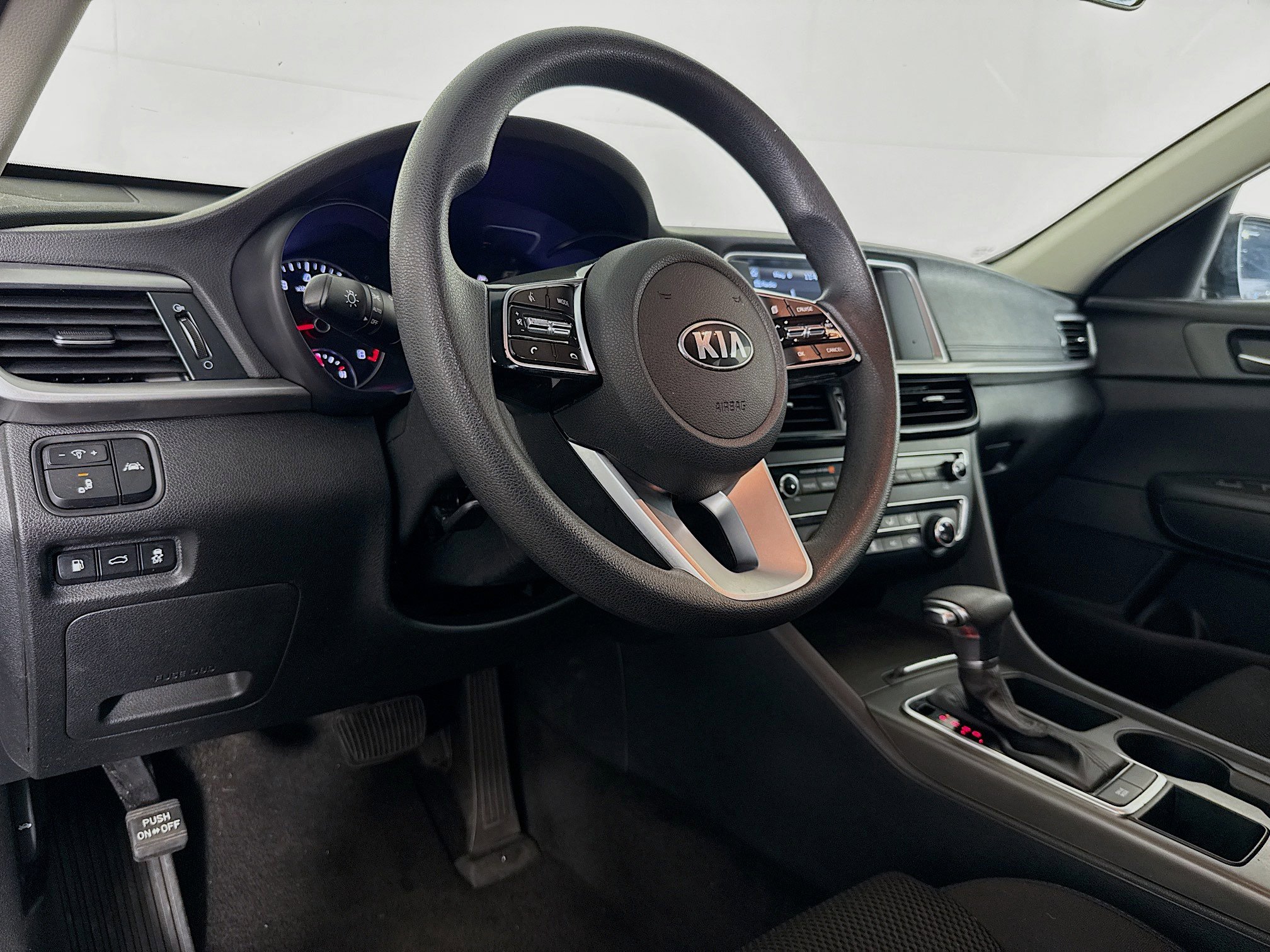 Used 2020 Kia Optima LX FWD image 21