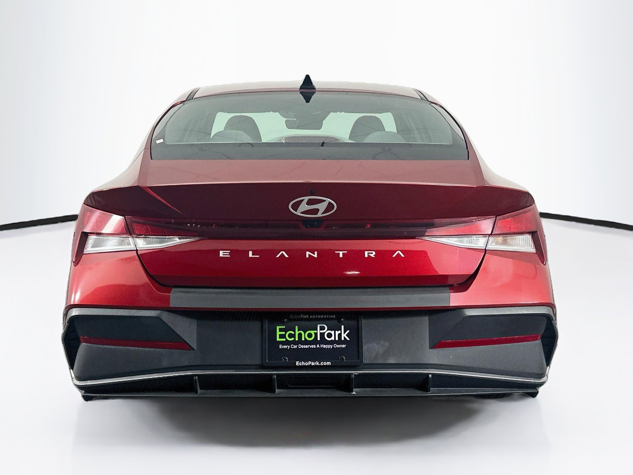 Used 2024 Hyundai Elantra SEL FWD image 7
