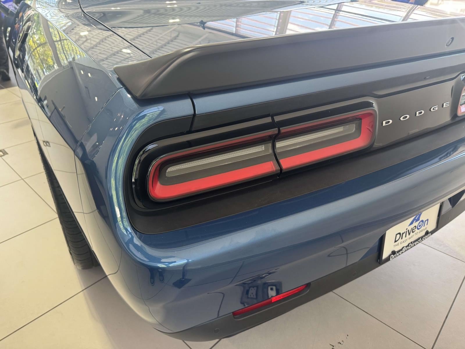 Used 2020 Dodge Challenger SRT Hellcat RWD image 9