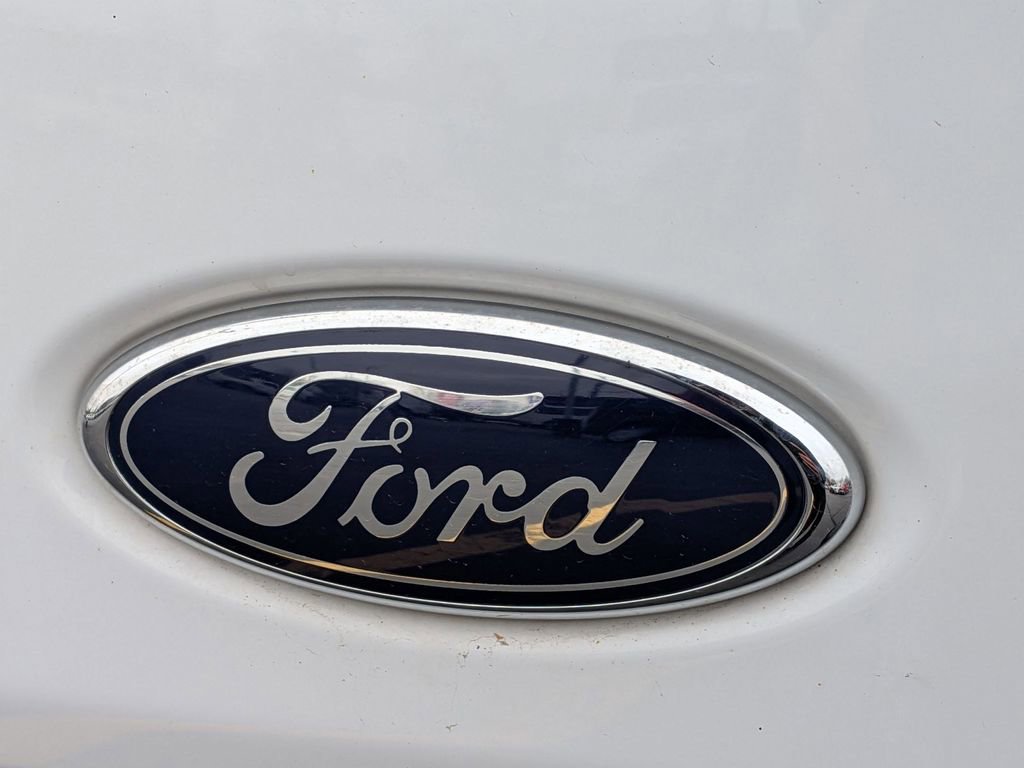 Used 2024 Ford Transit 350 XLT image 24