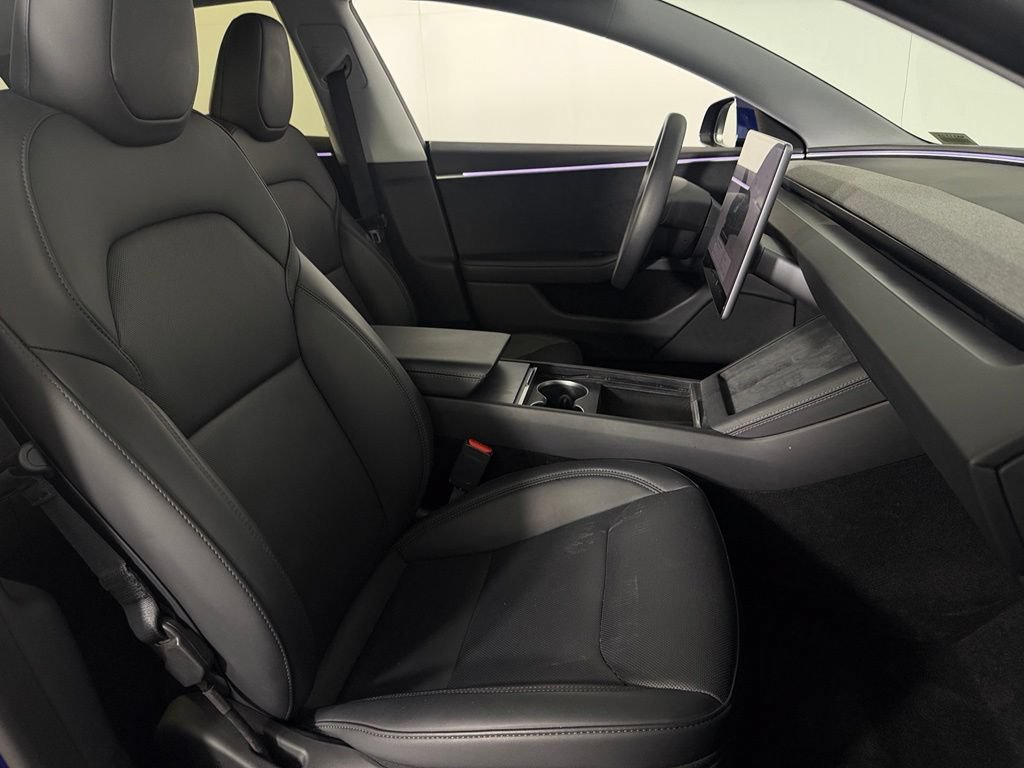 Used 2025 Tesla Model 3 Long Range AWD/4WD image 32