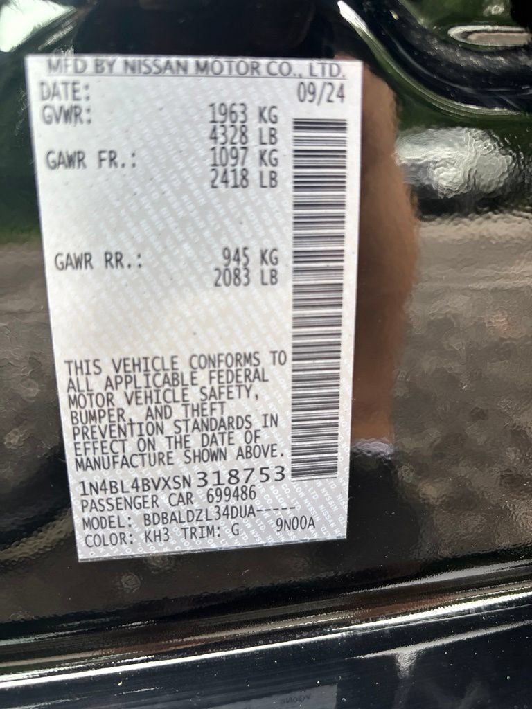 Certified 2025 Nissan Altima 2.5 S FWD image 9