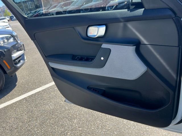 Used 2024 Polestar Polestar 2 image 15