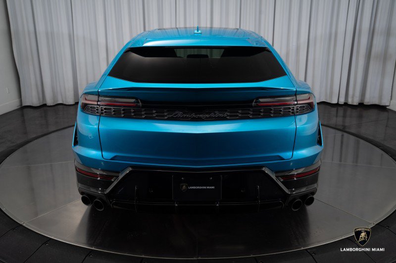 Used 2025 Lamborghini Urus SE image 12
