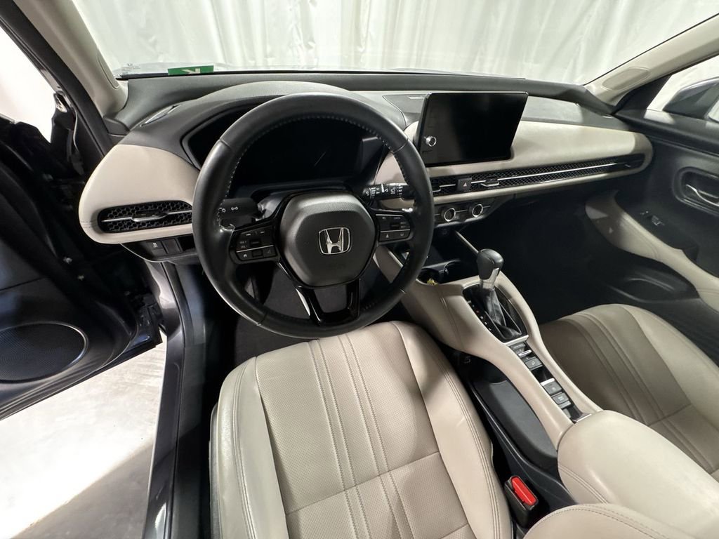 Certified 2023 Honda HR-V EX-L image 16