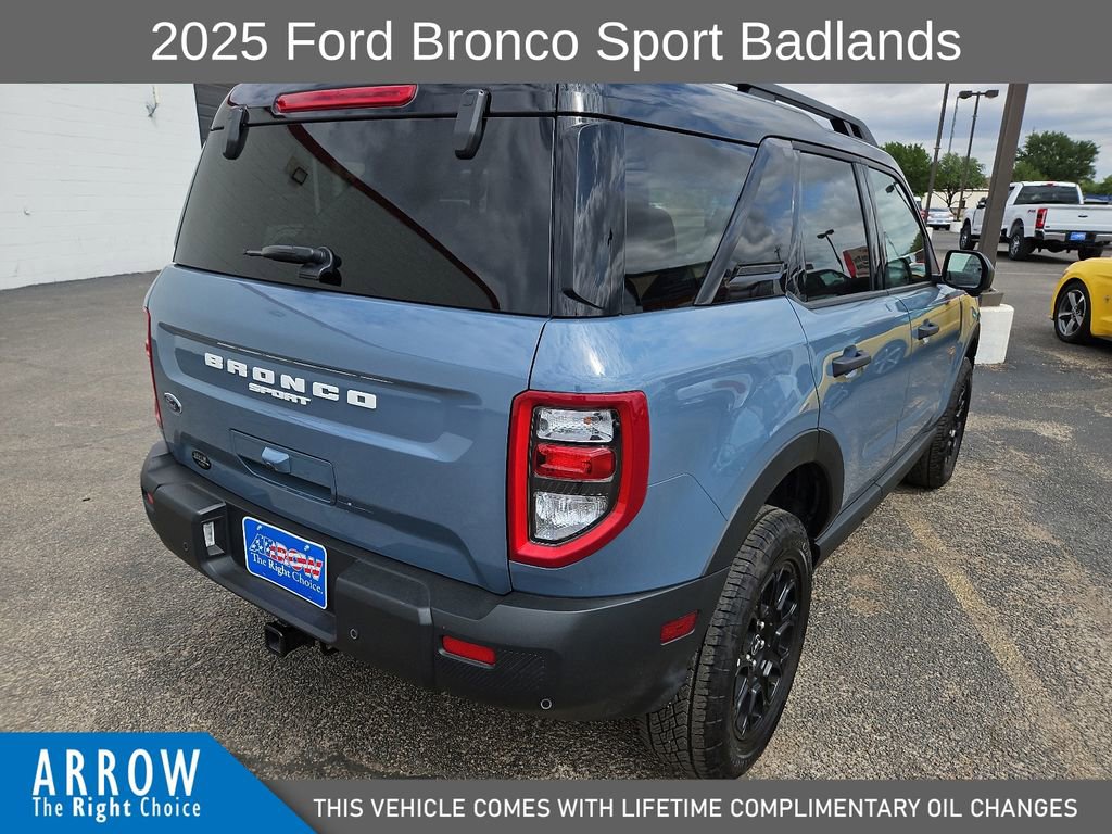 Used 2025 Ford Bronco Sport Badlands image 12