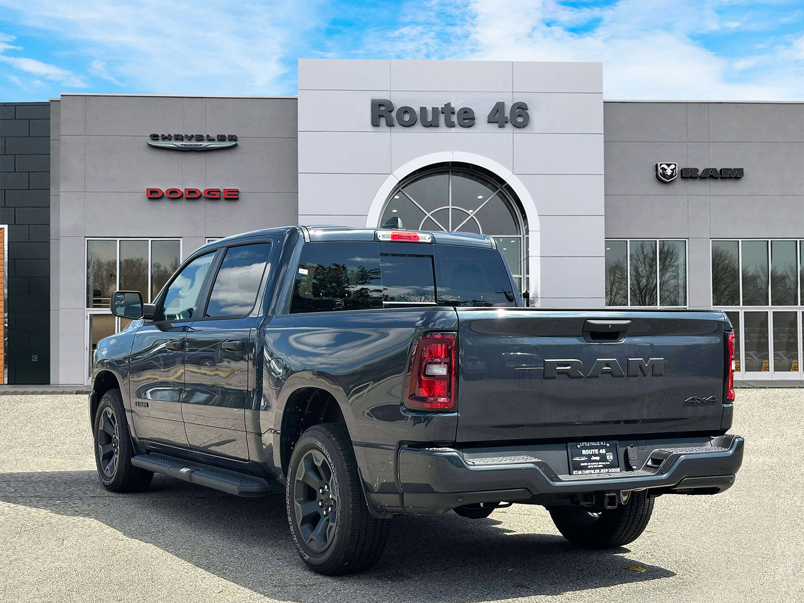Used 2026 RAM 1500 Express AWD/4WD image 4