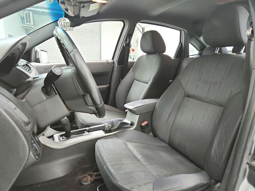 Used 2011 Ford Focus SE w/ 201A Rapid Spec Order Code FWD image 14