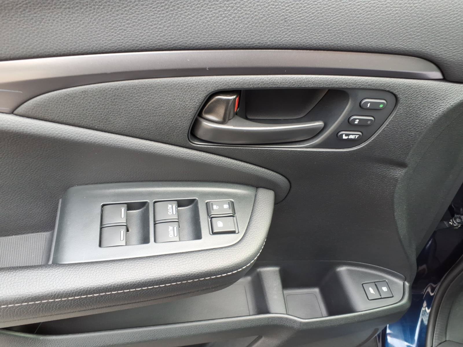 Certified 2023 Honda Passport EX-L image 15