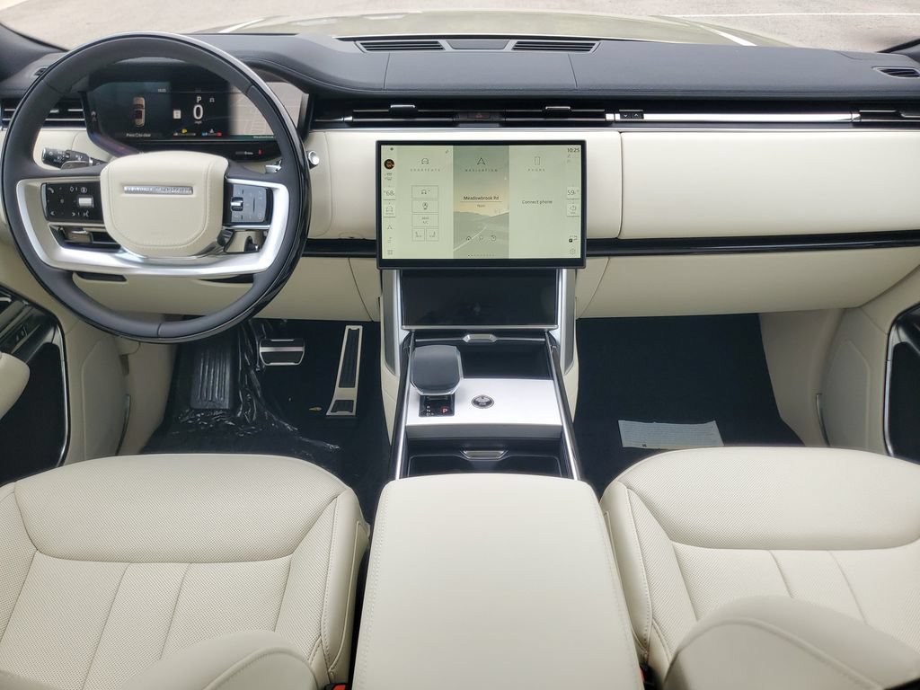 New 2026 Land Rover Range Rover Long Wheelbase SE AWD/4WD image 25