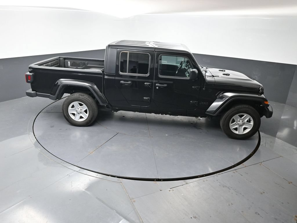 Used 2023 Jeep Gladiator Sport AWD/4WD image 41