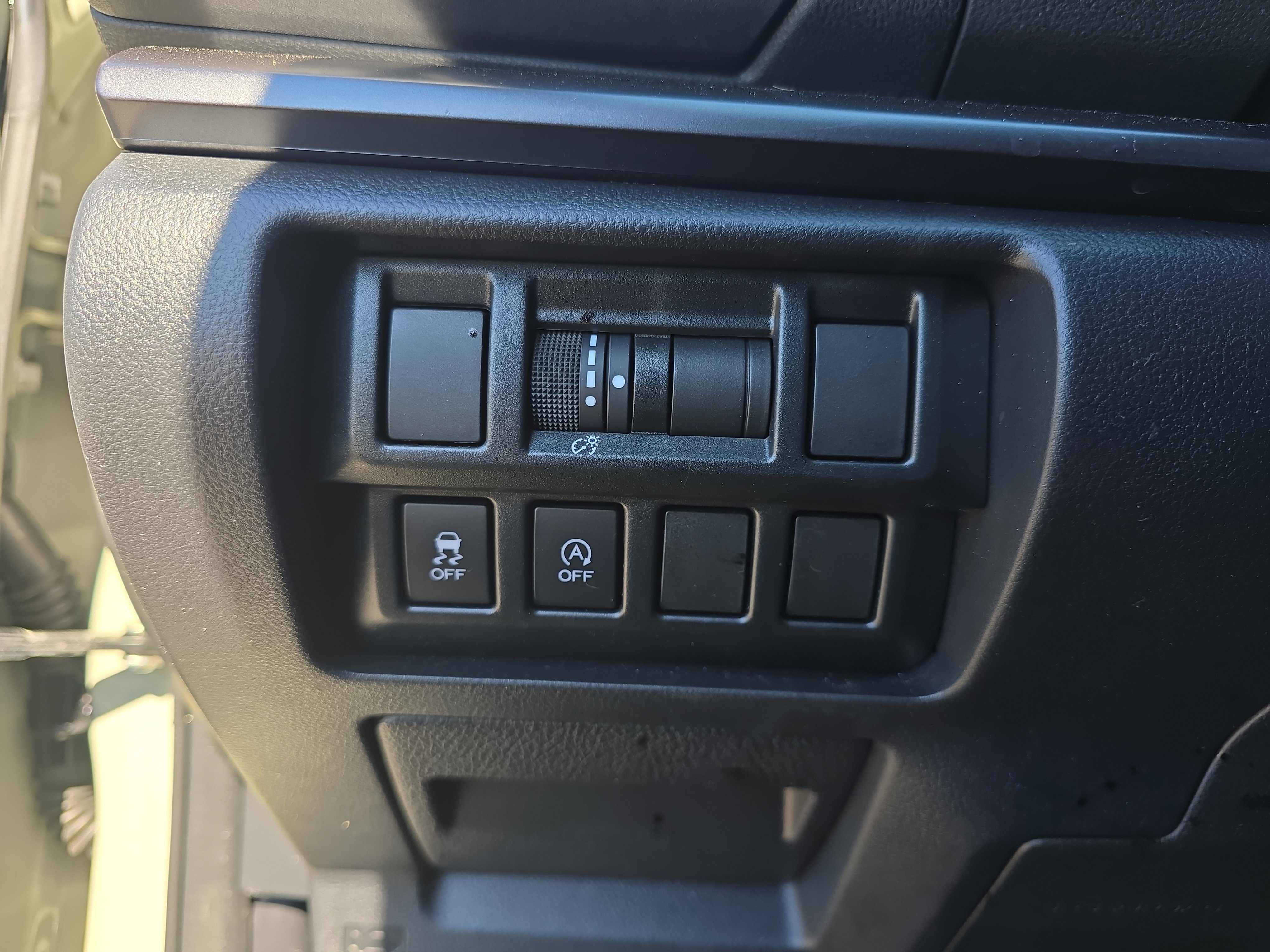 Used 2023 Subaru Crosstrek 2.0i Premium w/ Special Edition image 25