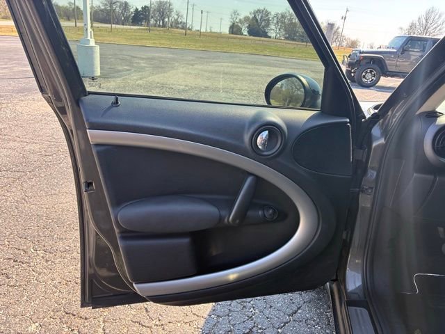 Used 2012 MINI Cooper Countryman image 10