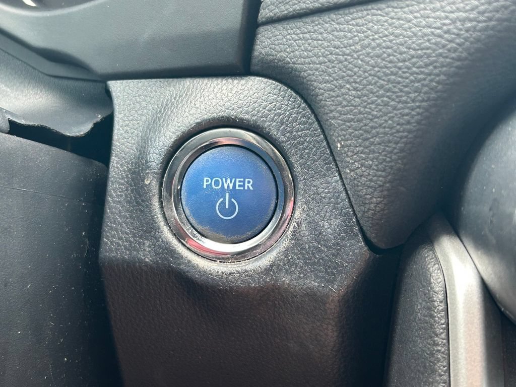Used 2021 Toyota RAV4 XLE w/ Convenience Package AWD/4WD image 27