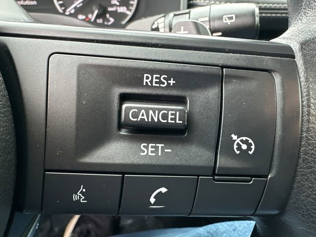 Used 2023 Nissan Rogue S image 29