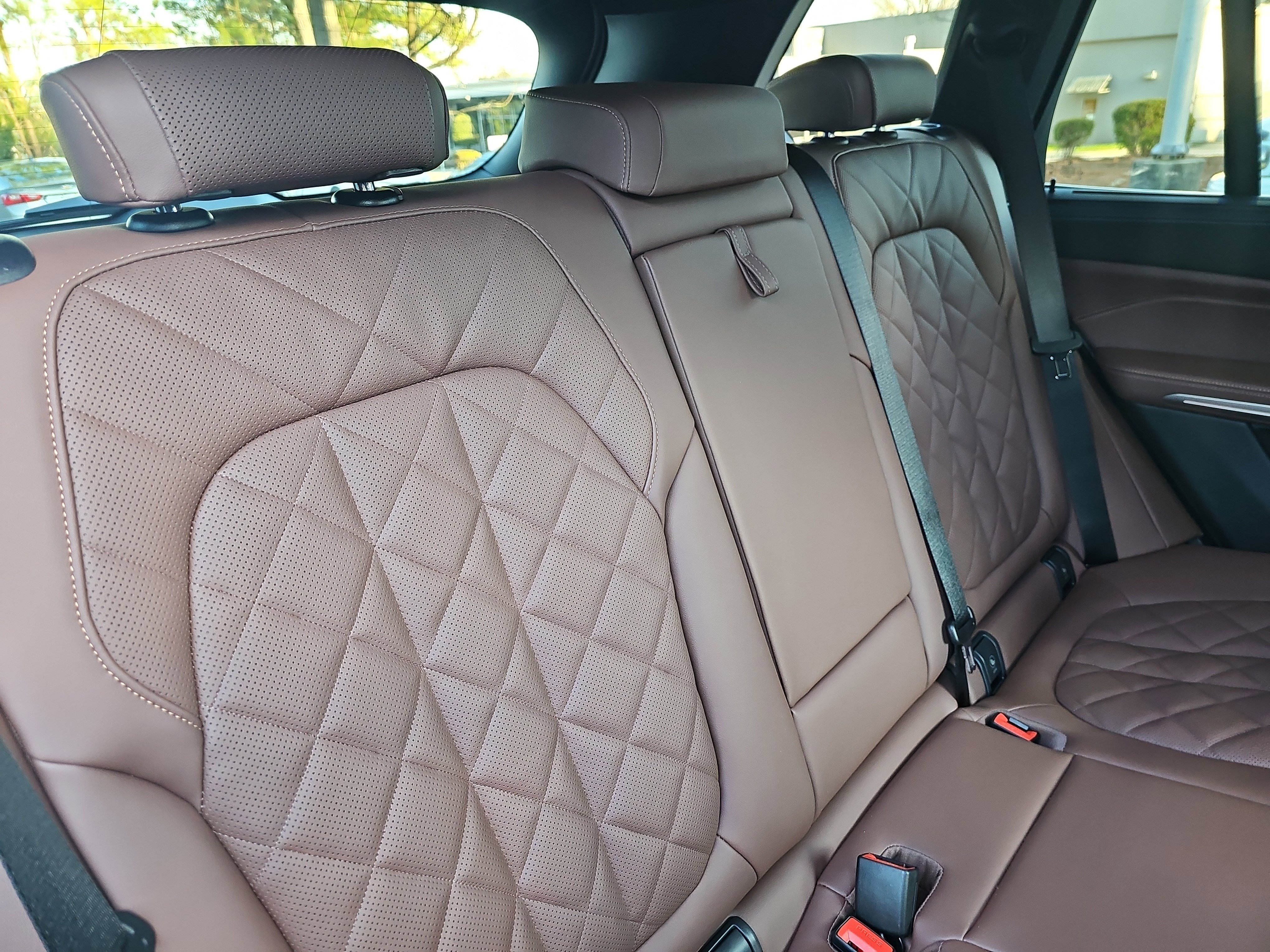 New 2026 BMW X5 xDrive40i w/ Climate Comfort Package AWD/4WD image 12