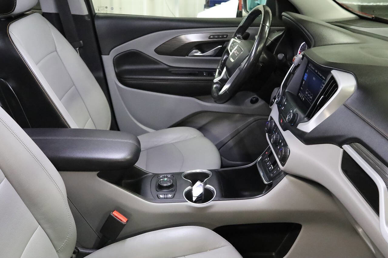 Used 2019 GMC Terrain SLT w/ Preferred Package image 29