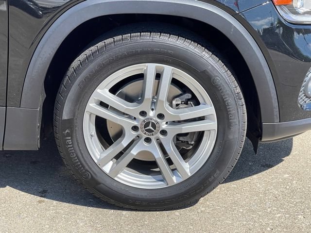 Used 2023 Mercedes-Benz GLB 250 4MATIC w/ Premium Package image 10