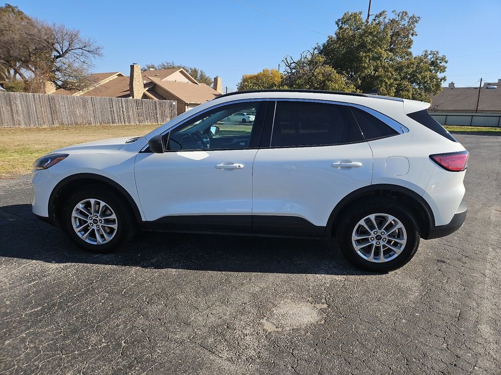 Used 2022 Ford Escape SE w/ Cold Weather Package image 6