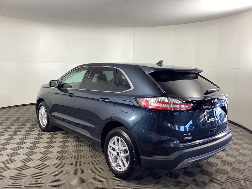 Used 2023 Ford Edge SEL w/ Convenience Package AWD/4WD image 4