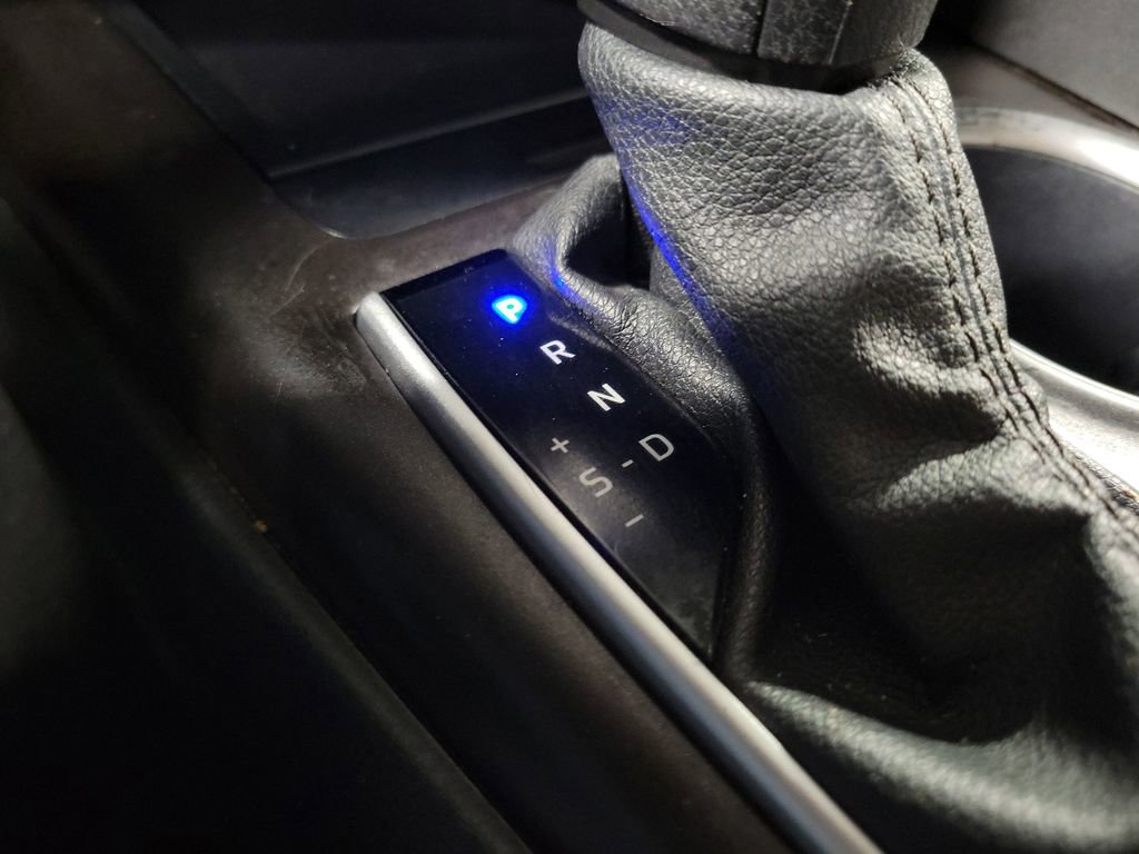 Used 2022 Toyota Camry LE w/ Carpet Mat Package (TMS) image 16