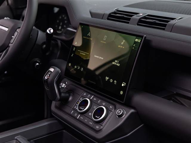 New 2026 Land Rover Defender 110 X-Dynamic SE AWD/4WD image 31