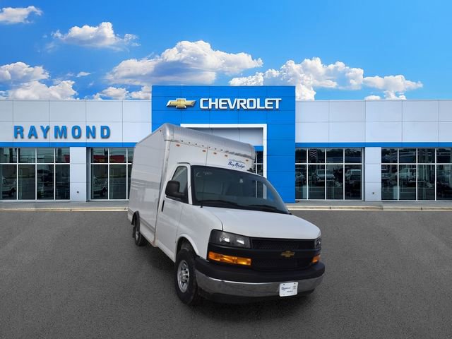 New 2025 Chevrolet Express 3500 w/ Power Convenience Package RWD image 10