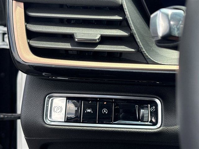 Used 2024 Buick Envision Sport Touring AWD/4WD image 18
