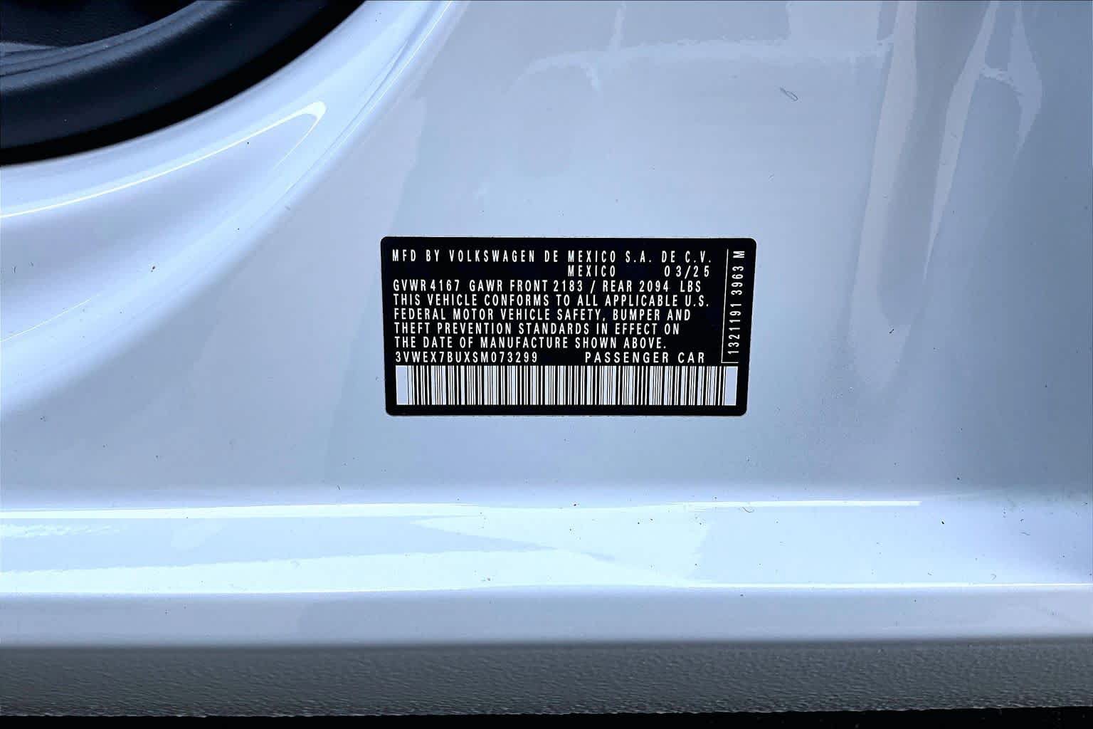 Used 2025 Volkswagen Jetta SE FWD image 33