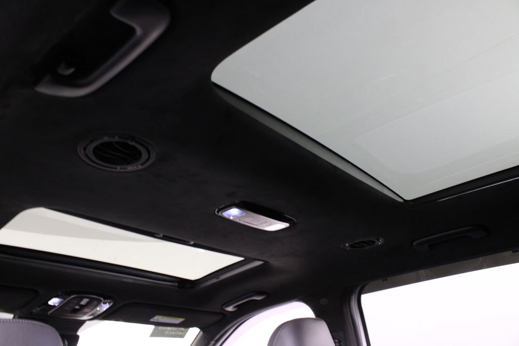 Used 2023 Hyundai Palisade Calligraphy image 21