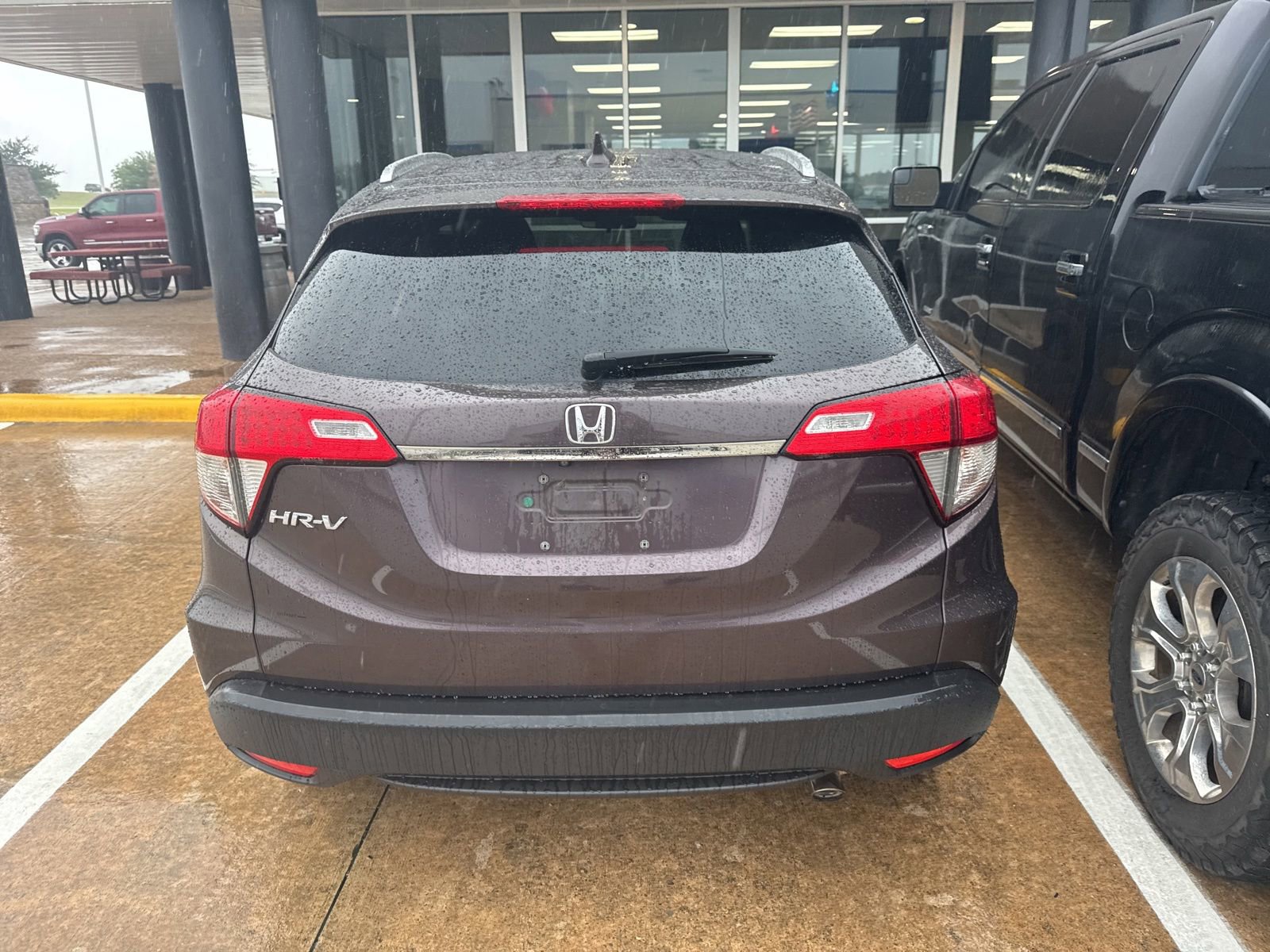 Used 2021 Honda HR-V EX image 4