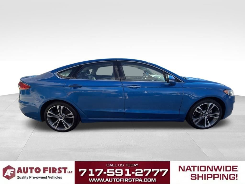 Used 2020 Ford Fusion Titanium image 2