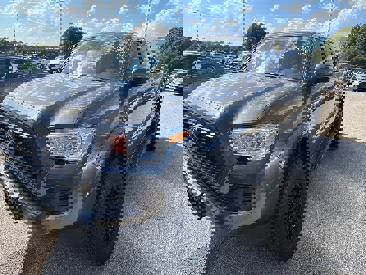 Used 2022 Toyota Tacoma SR w/ SR Convenience Package