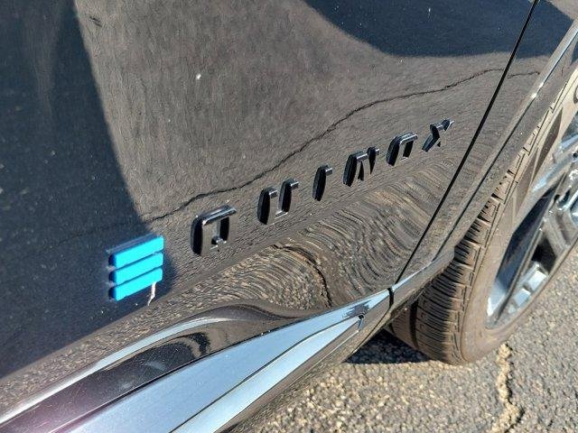 Used 2024 Chevrolet Equinox EV RS image 6