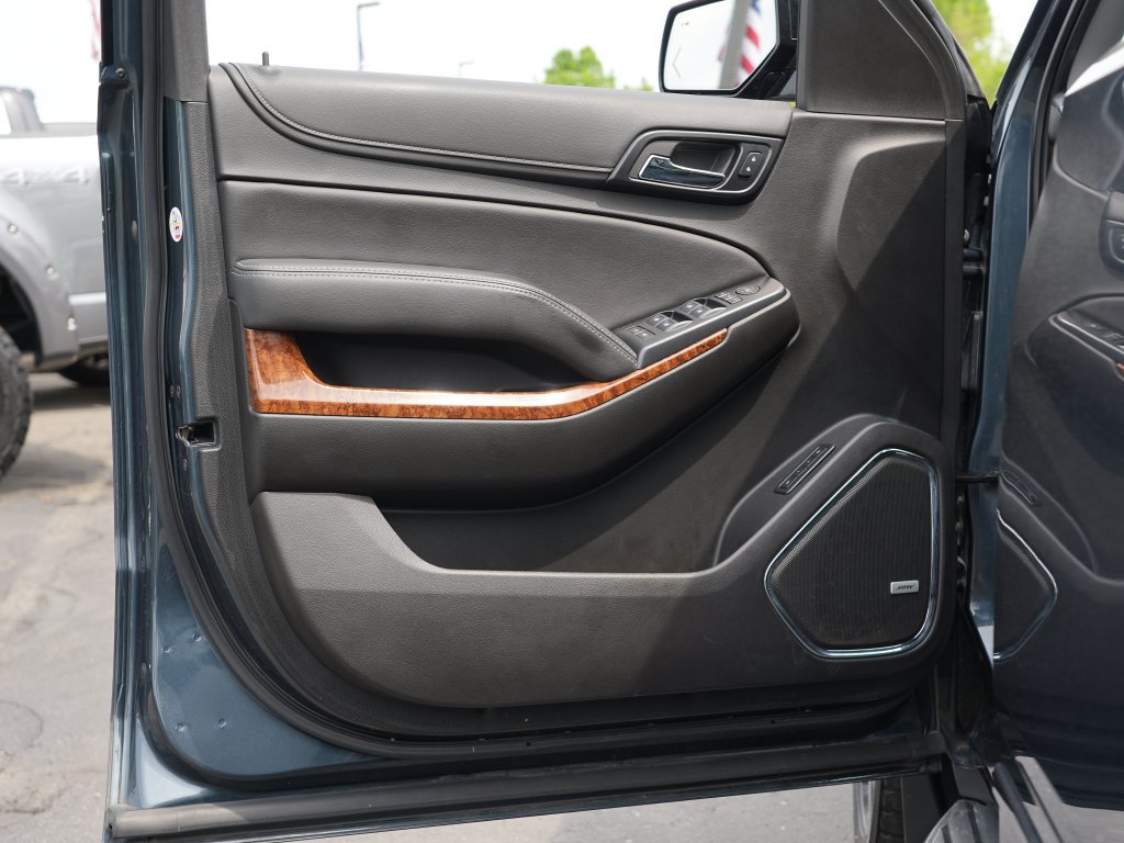 Used 2020 Chevrolet Tahoe Premier AWD/4WD image 14