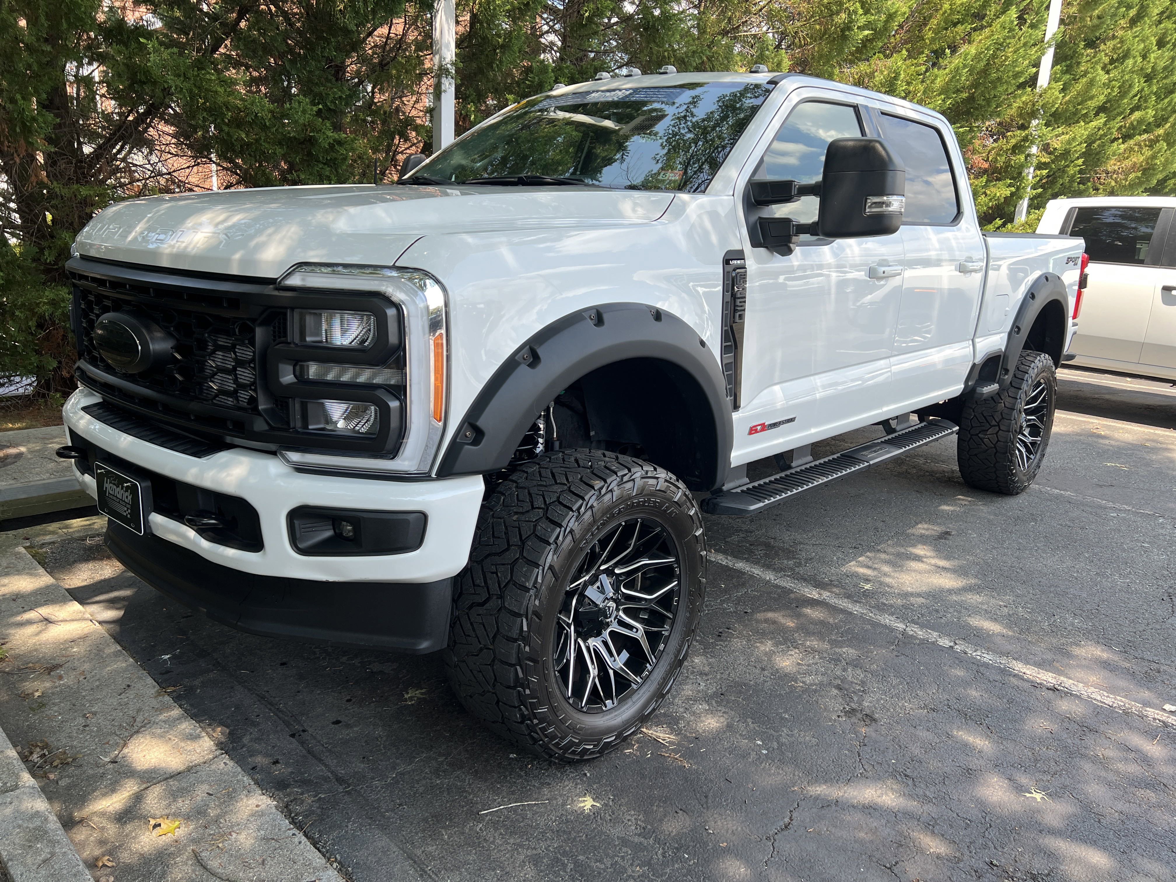 Used 2023 Ford F250 Lariat w/ Sport Appearance Package image 5