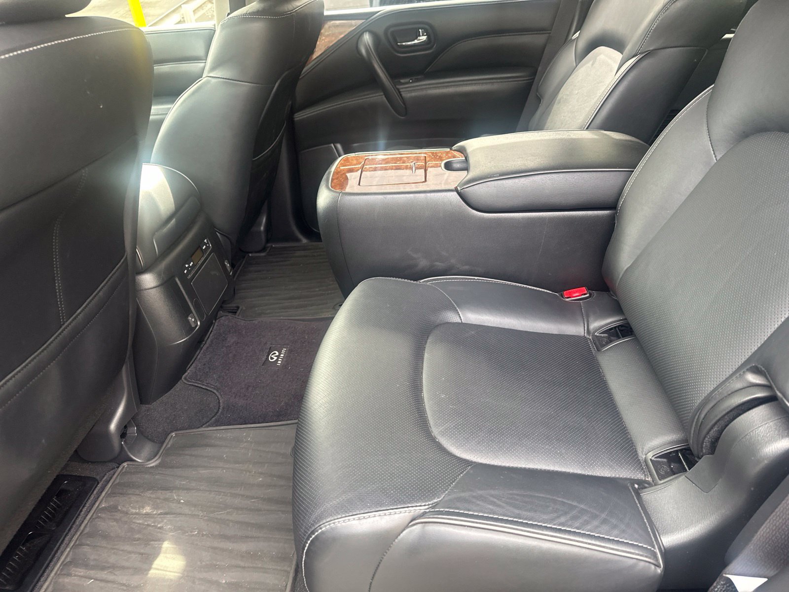 Used 2019 INFINITI QX80 Luxe w/ Proassist Package AWD/4WD image 14