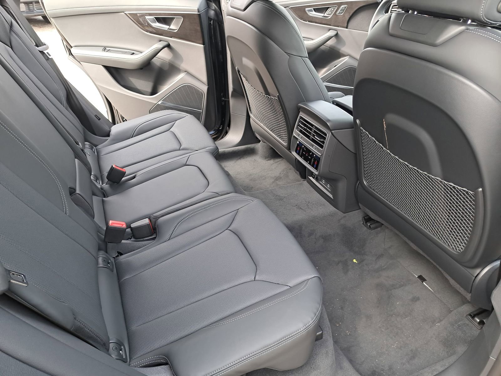 New 2026 Audi Q8 Prestige image 11